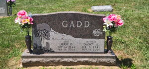 Upright Headstone with Serpentine Top and Vases, Angelic Memorials, Monuments, Northern Kentucky, headstones, gravestones